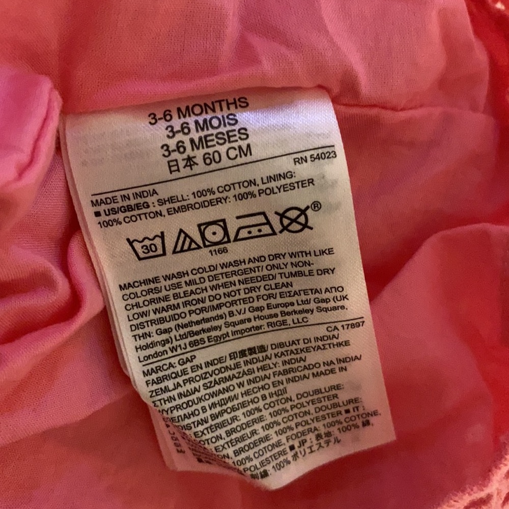 Baby gap pink eyelet dress - Picture 4 of 4